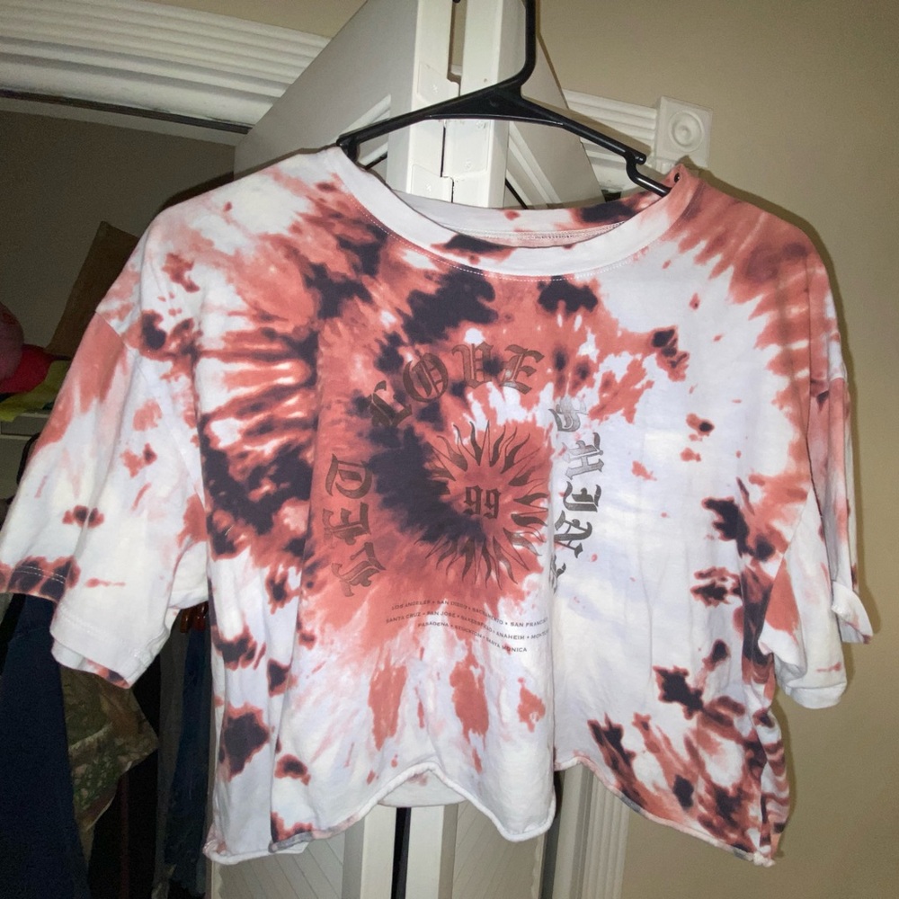 Tie-Dye Red and white Crop top from hollister